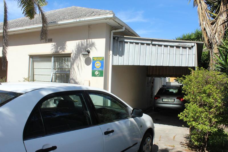 2 Bedroom Property for Sale in Fairfield Estate Western Cape